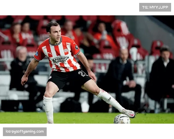 埃因霍温快速攻防转换体系成熟 格策伤愈归来助球队领跑积分榜